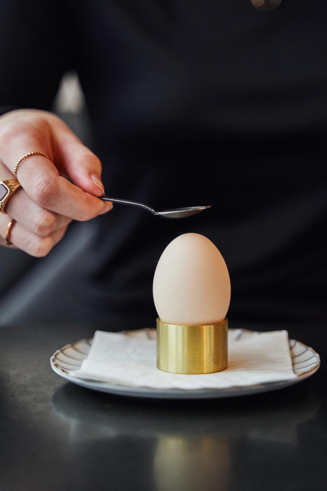 Kai 36 - Hotel Zwischen Fels Und Fluss 格拉茨 外观 照片 A hard-boiled egg