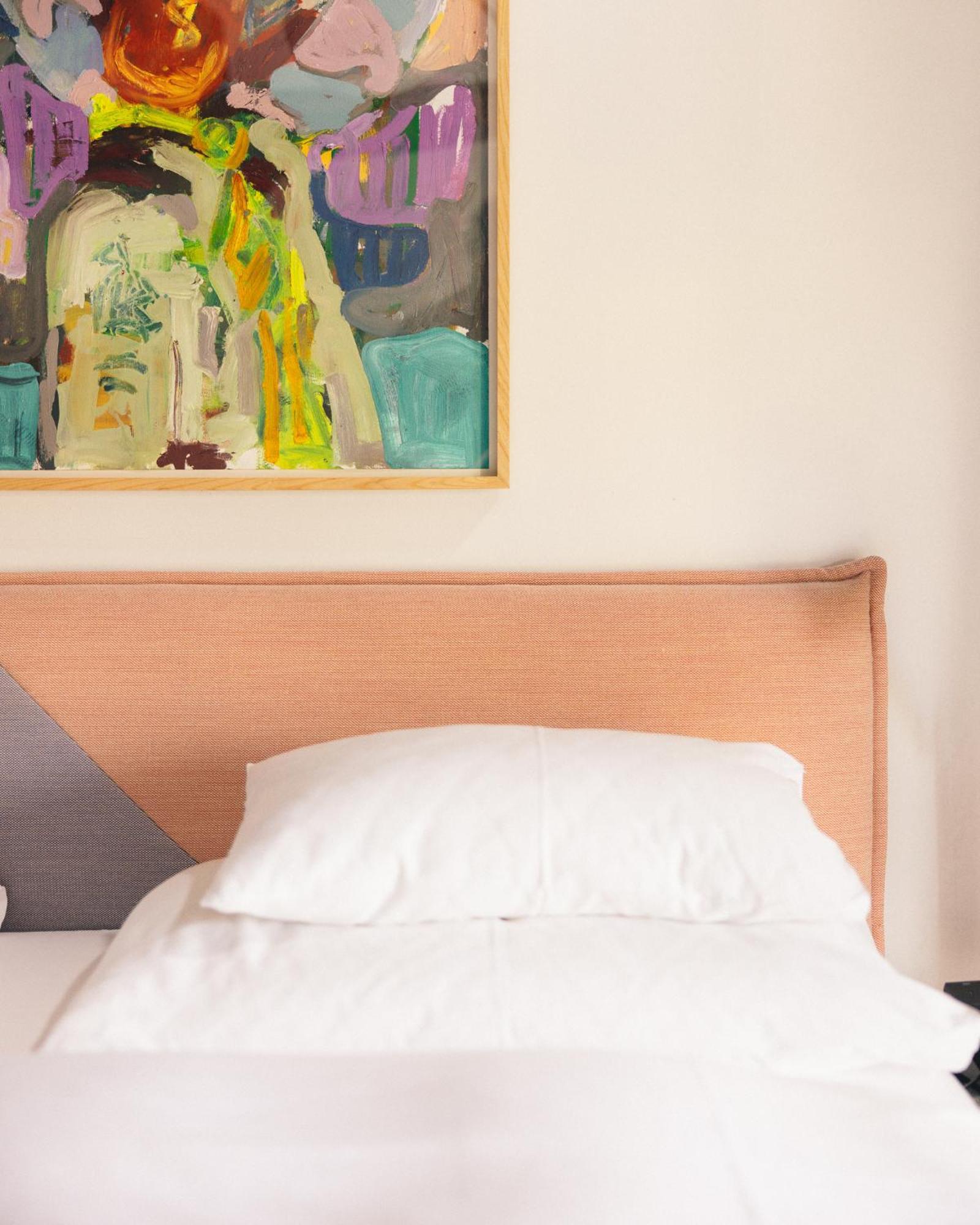 Kai 36 - Hotel Zwischen Fels Und Fluss 格拉茨 外观 照片 A body pillow